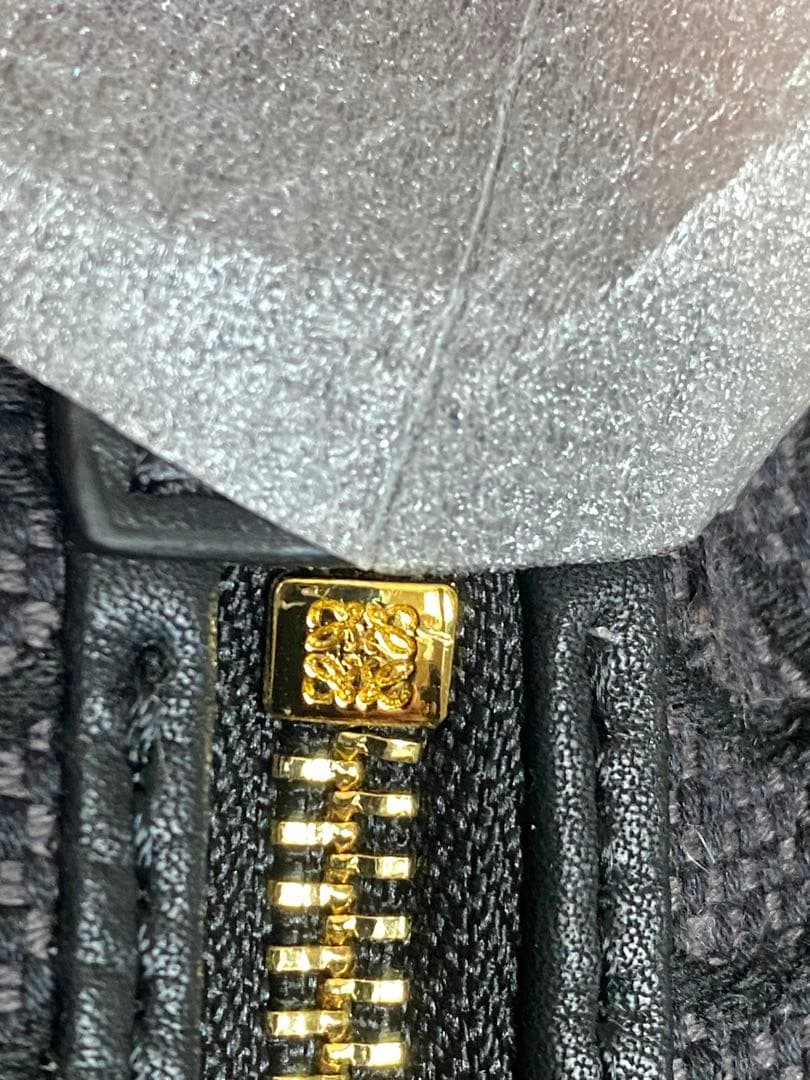 LOEWE ロゴパターン ショルダーバッグ