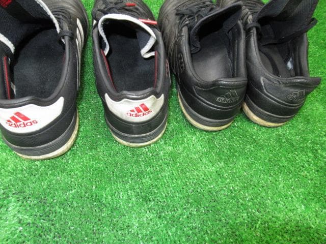 adidas ブラック フットサルシューズ