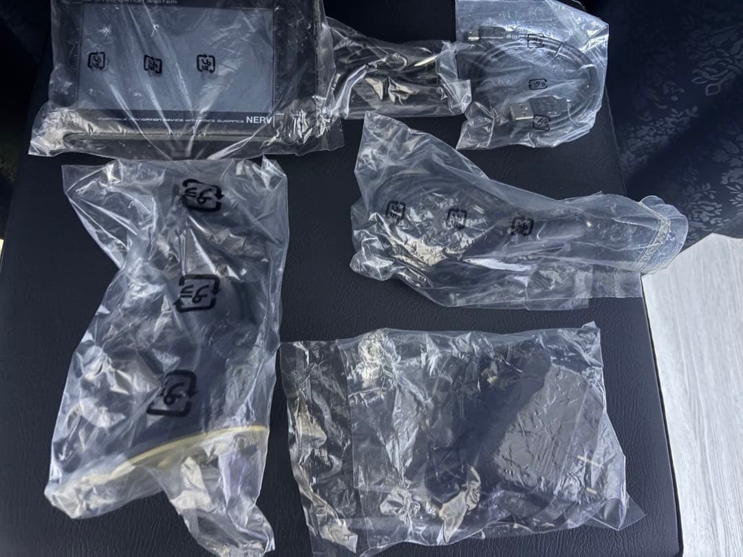 【限定品】エヴァ　ポータブルナビ　RM-NV500EV カーナビ　ワンセグ