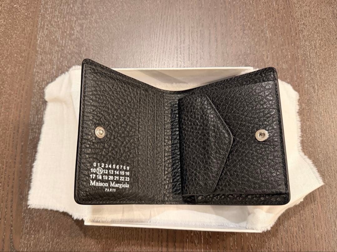 Maison Margiela 二つ折り財布S56UI0140P4455