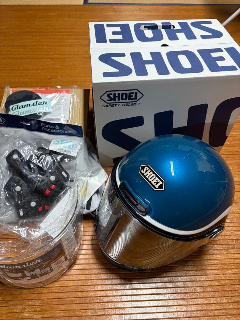未使用　SHOEI フルフェイスヘルメット Lサイズ