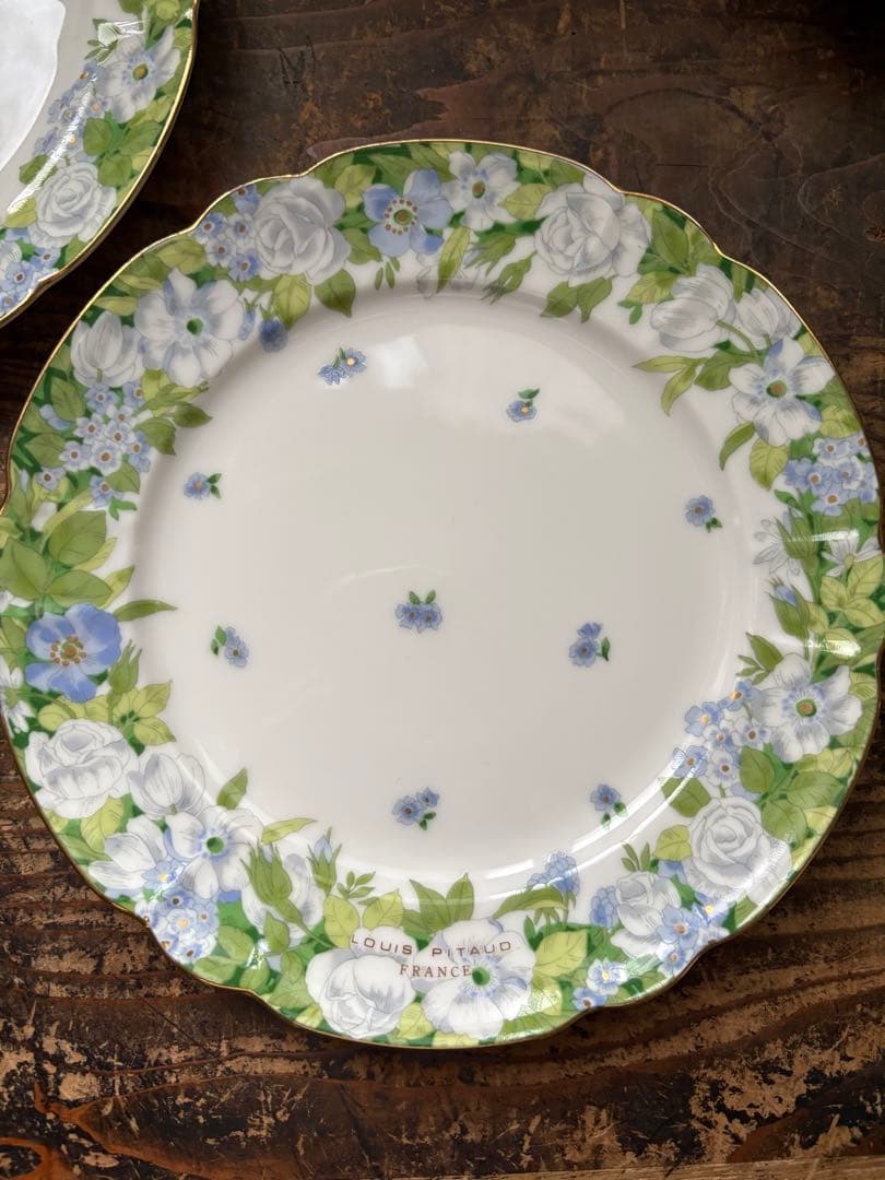 アメジスト様用おまとめルイピトー プレート皿 2枚と生地4メートル分セット