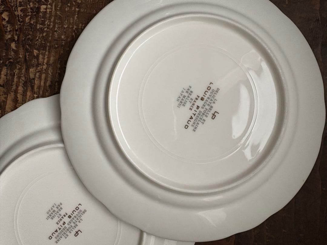 アメジスト様用おまとめルイピトー プレート皿 2枚と生地4メートル分セット