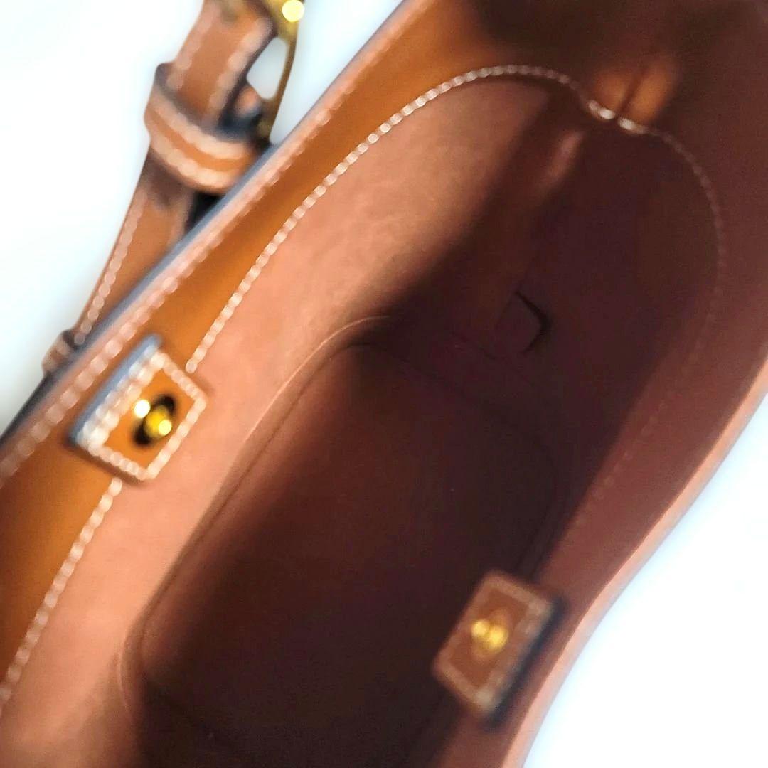 【美品】CELINE スモール バケット キュイル トリオンフ ショルダーバッグ