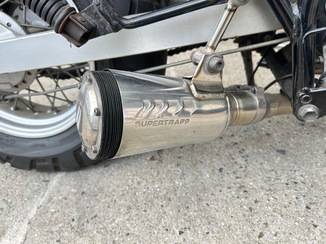 バンバン200 SUPERTRAPP マフラー