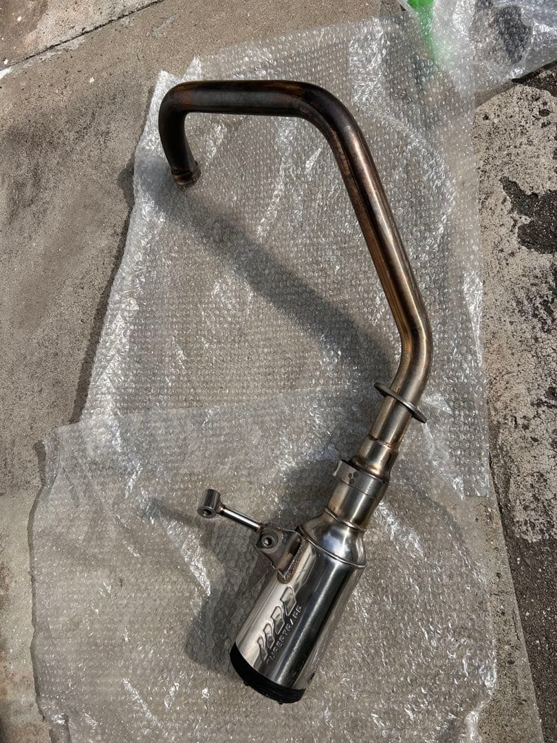 バンバン200 SUPERTRAPP マフラー