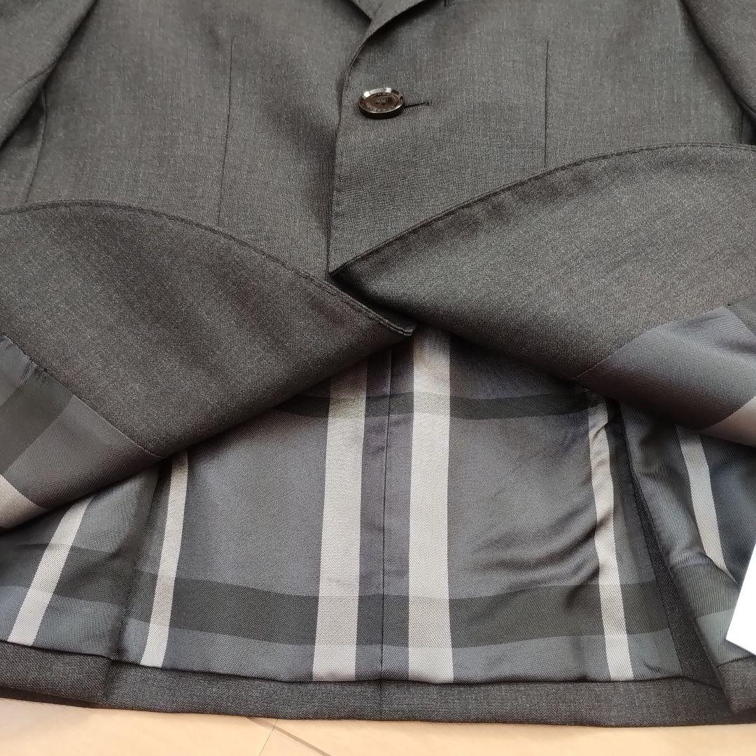 バーバリースーツ　8y128