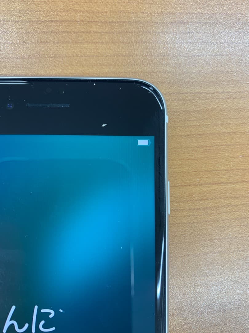 ポ*ム様 動作確認済 iPhone SE 第3世代 64GB C1003