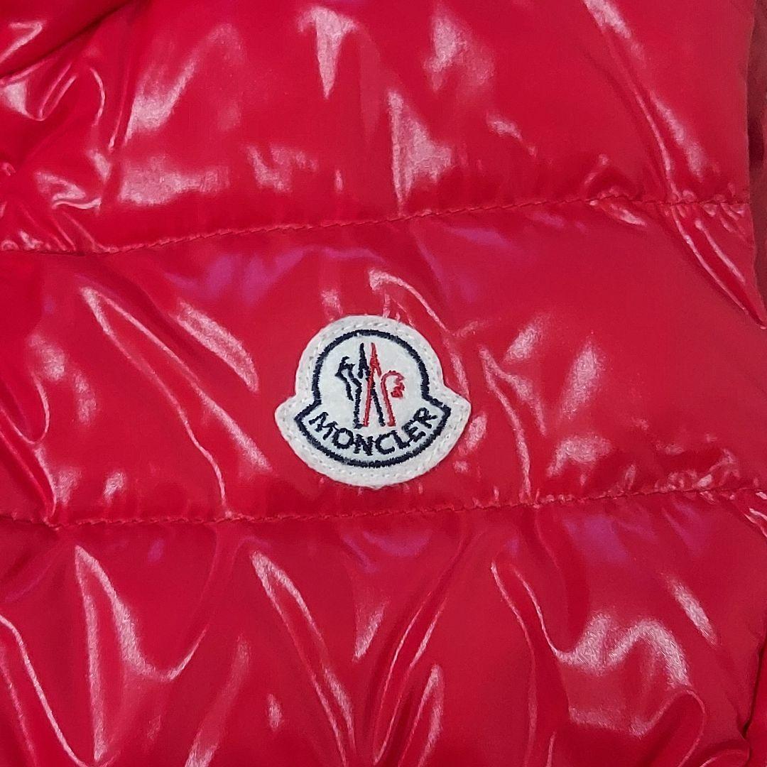 Moncler 赤 ダウンベストレディース
