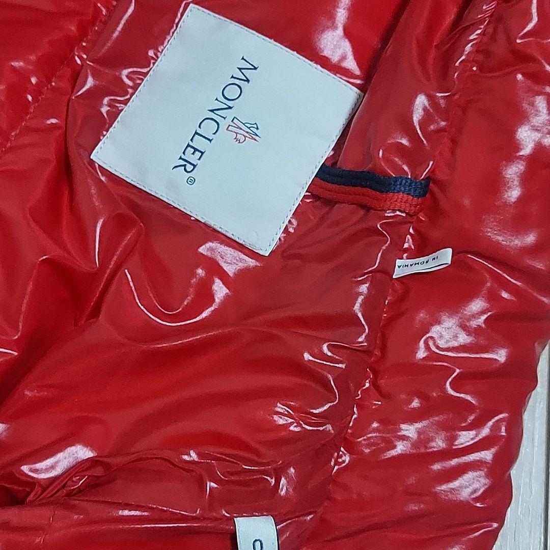 Moncler 赤 ダウンベストレディース