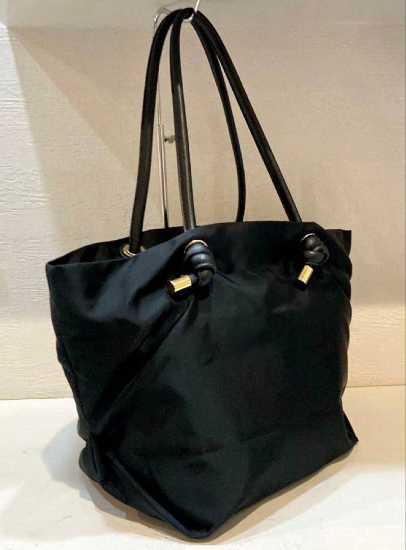 【美品】VIOLA d'ORO ビアンカ　トートバッグ　M 黒　A4可