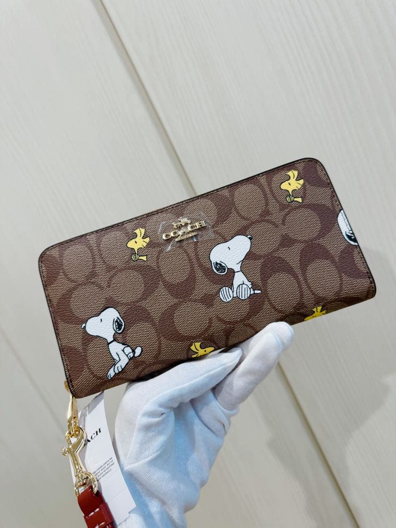 COACH スヌーピー 長財布✨✨✨
