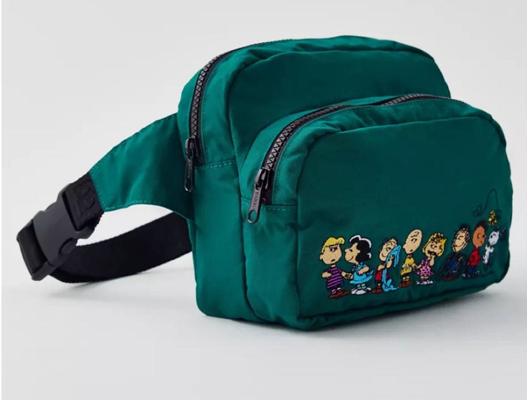 バッグ BAGGU SNOOPY FUNNY PACK