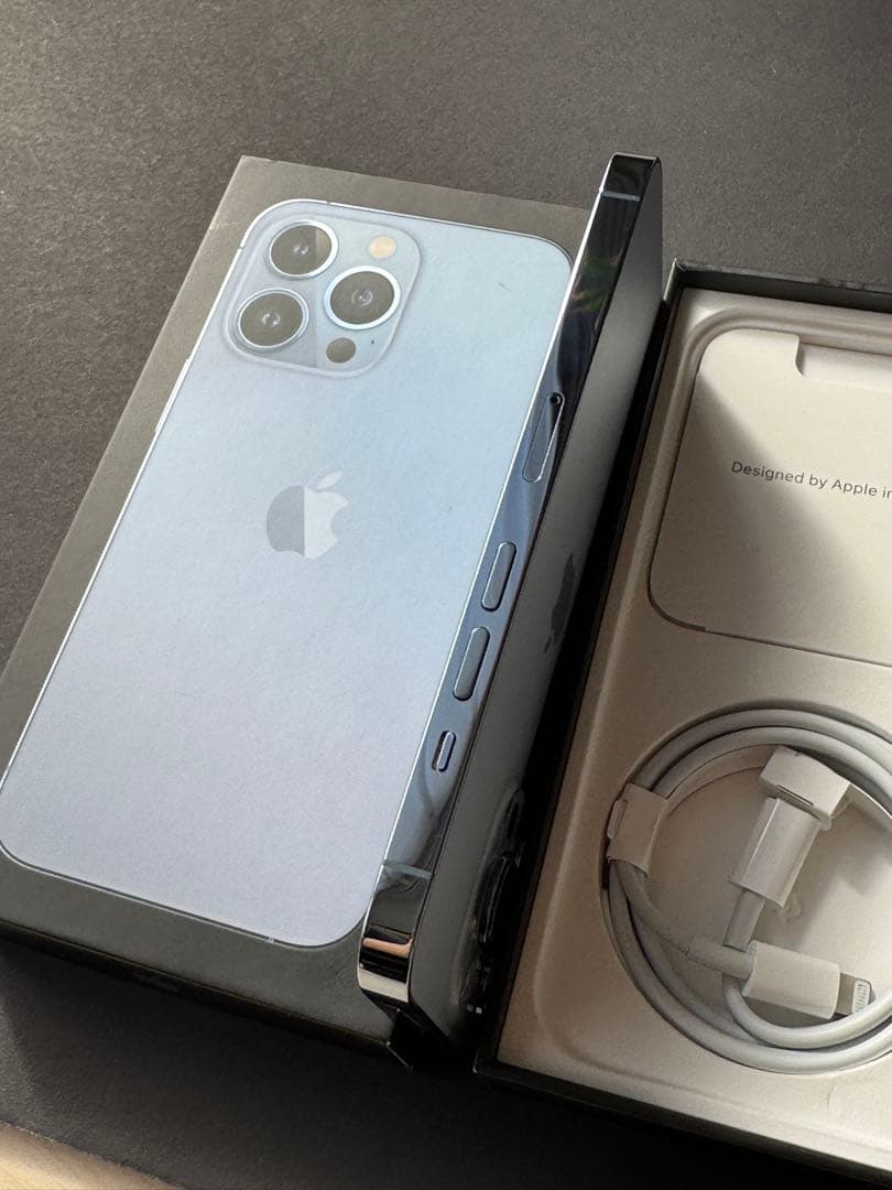 美品iPhone13Pro シエラブルー　256GB バッテリー88%
