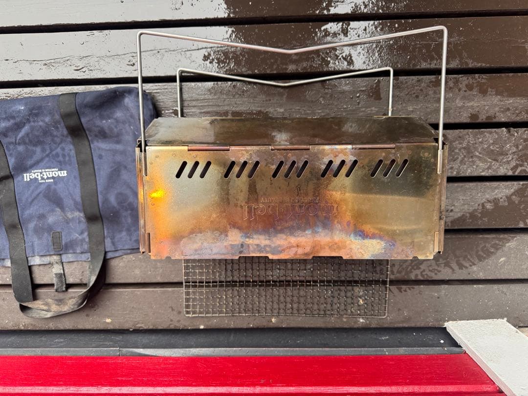 mont-bellの二次燃焼焚火台　フォールディング ファイヤーピット　使用感有