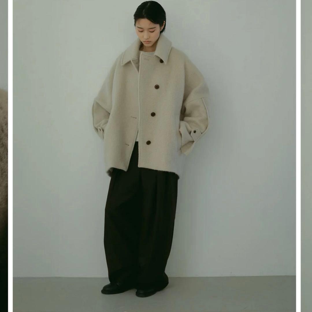 CASA FLINE ベージュ ダブルブレストコート