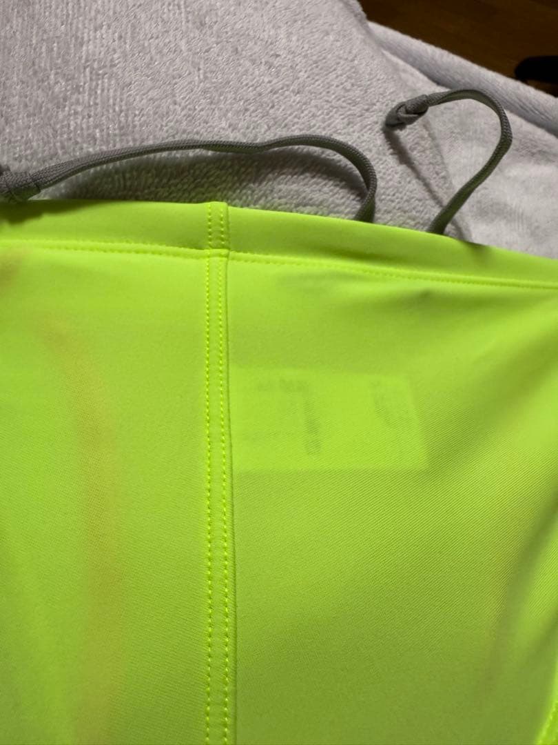 arena 蛍光イエロー スイムトランクス