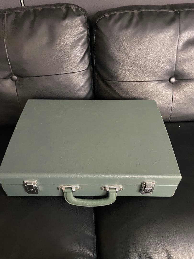 三味線 紅木 金細 一本溝 子持ち綾杉胴 糸巻天然素材　元箱付き