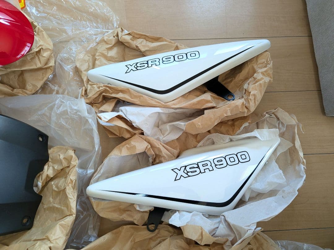 美品　希少　2016〜　XSR900 ワイズギア　　　オーセンティック外装