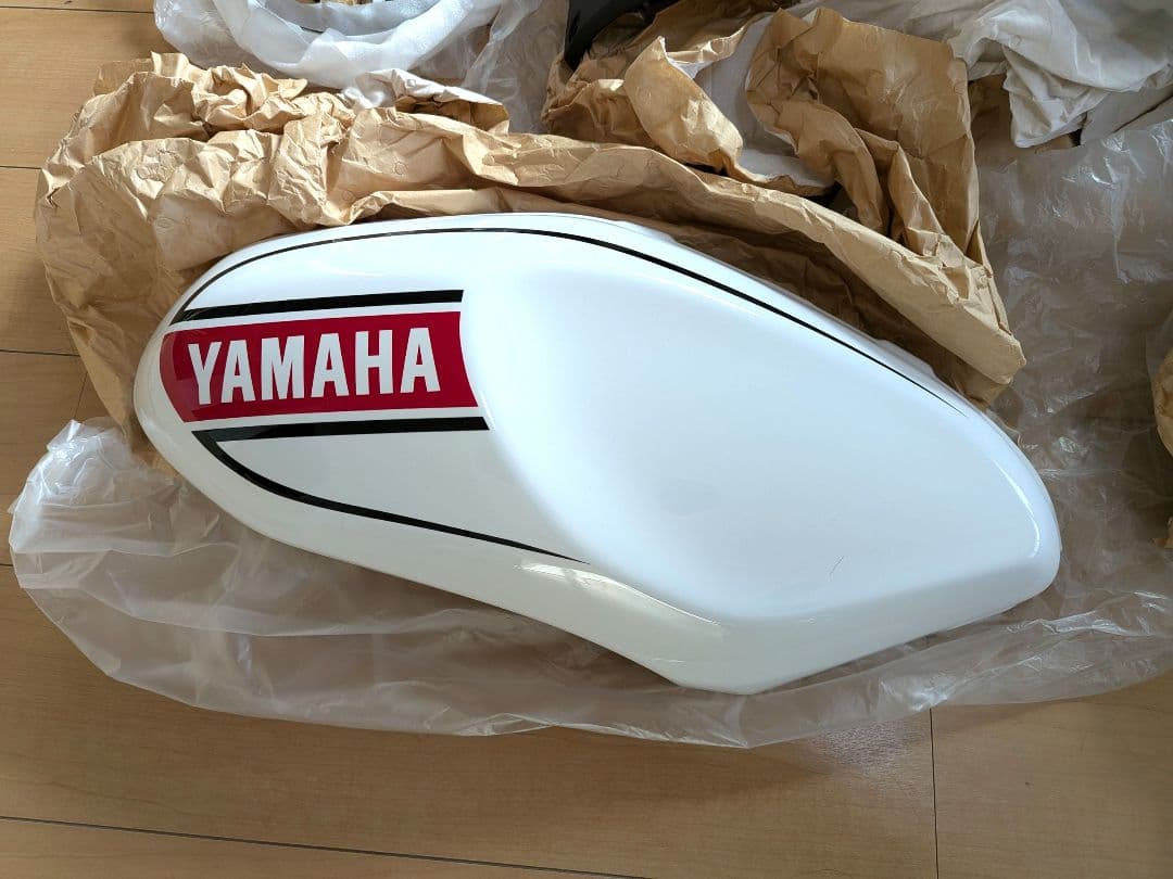 美品　希少　2016〜　XSR900 ワイズギア　　　オーセンティック外装