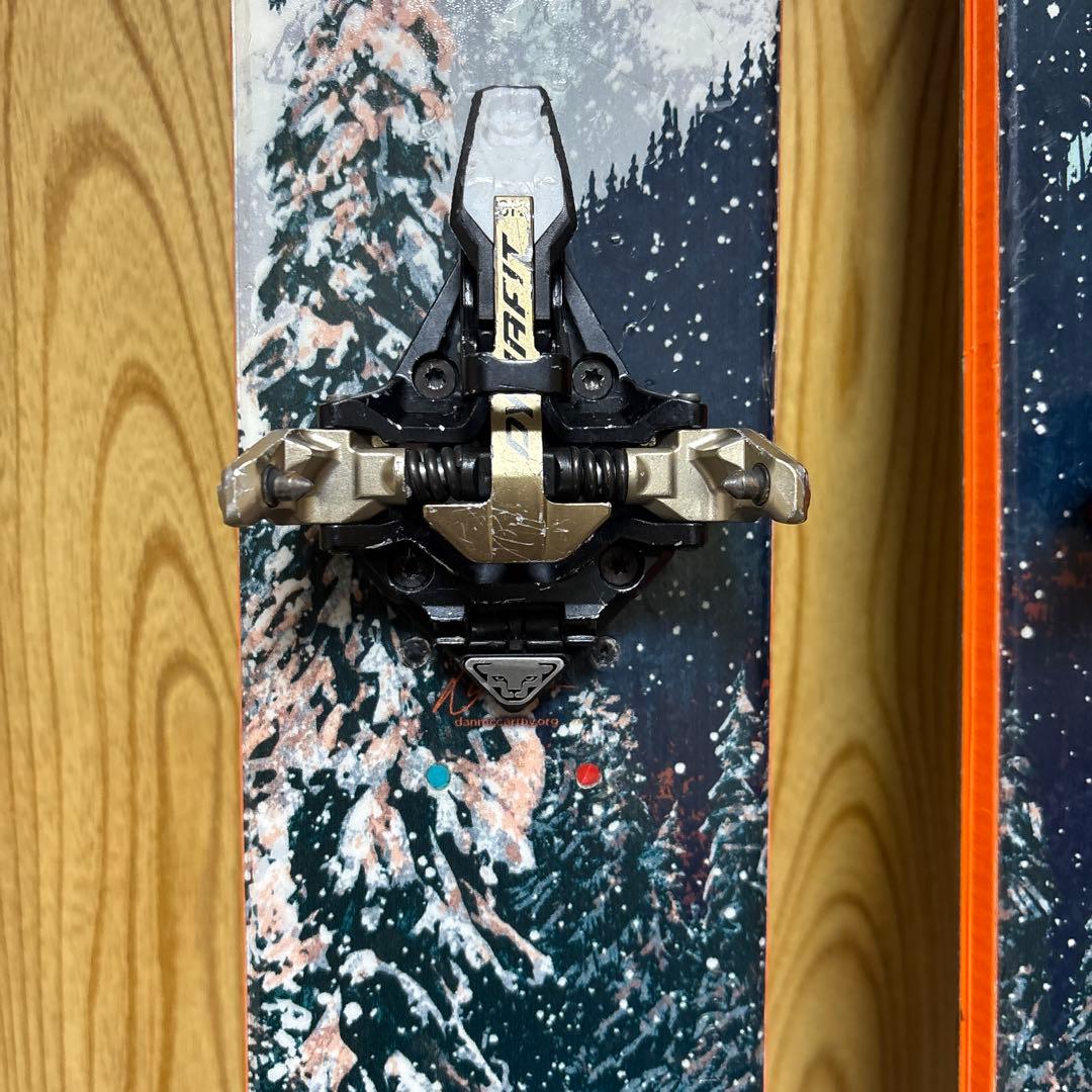 21-22 4FRNT HOJI ビンディング　4 LOCKシール付き