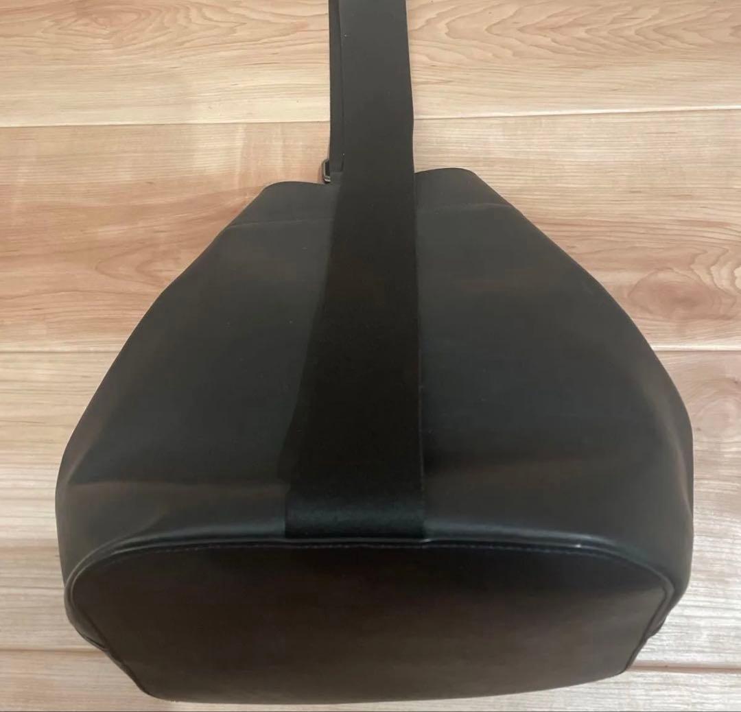 バッグ studionicholson LEATHERCROSSBODY BAG