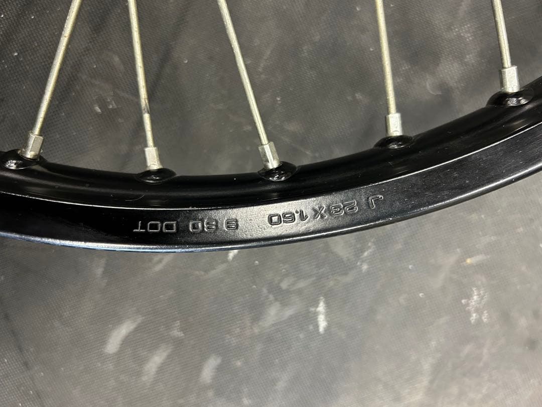XS650 SR400初期ディスク23インチ　ホイール