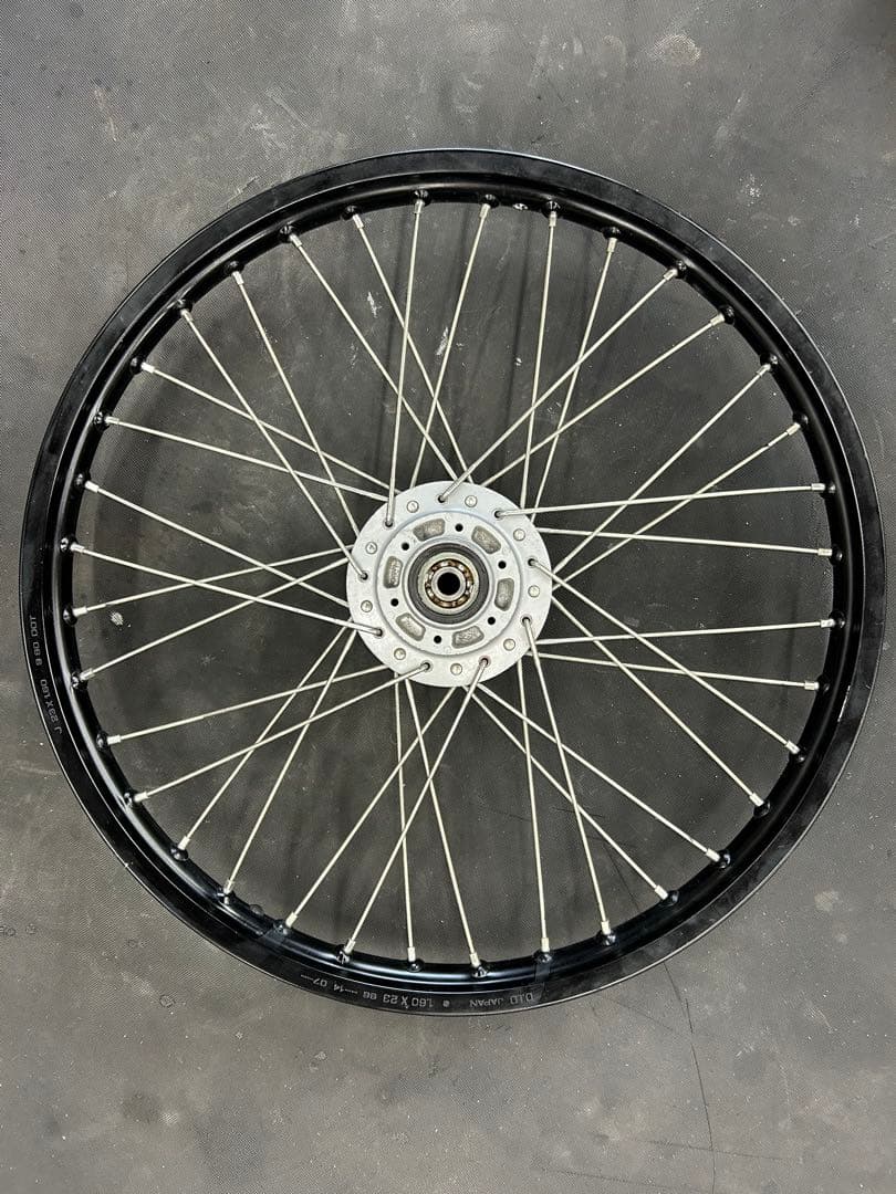 XS650 SR400初期ディスク23インチ　ホイール