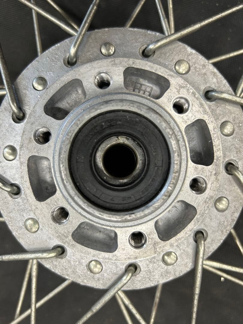 XS650 SR400初期ディスク23インチ　ホイール