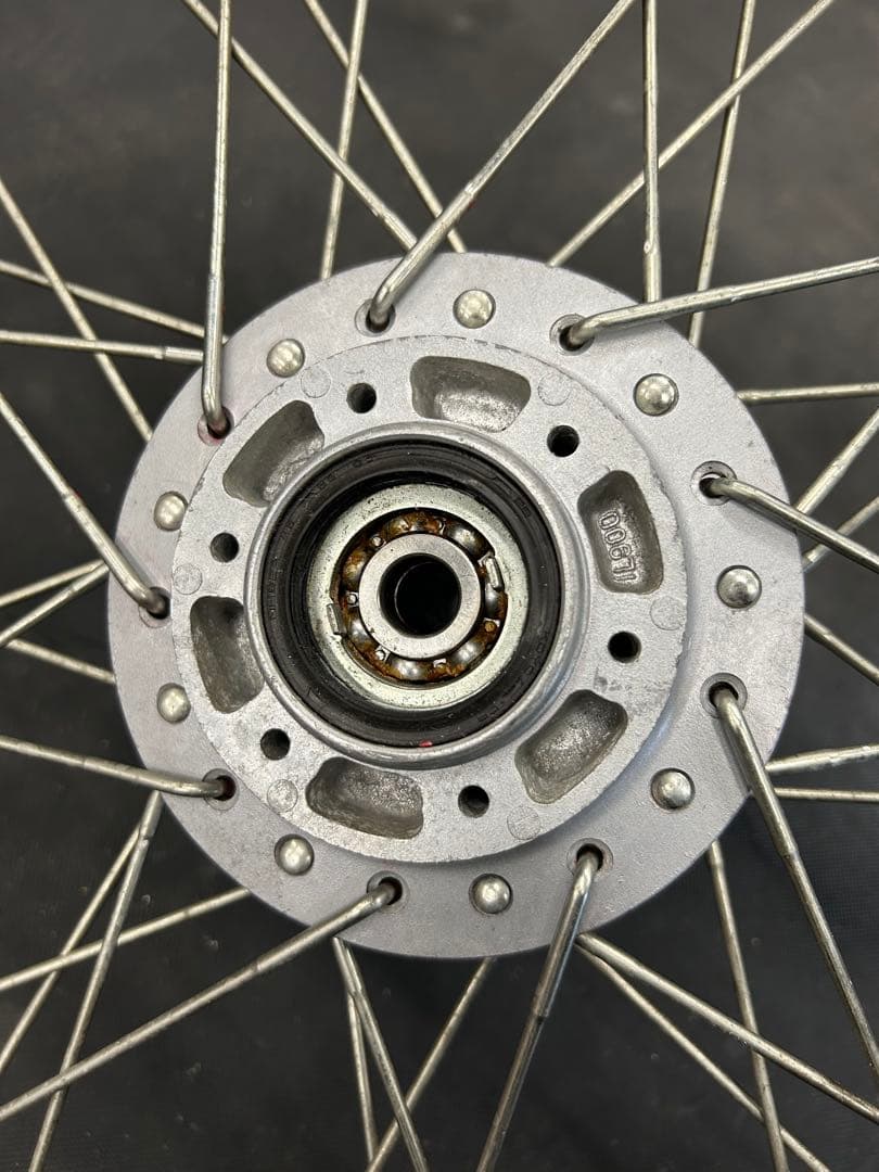 XS650 SR400初期ディスク23インチ　ホイール