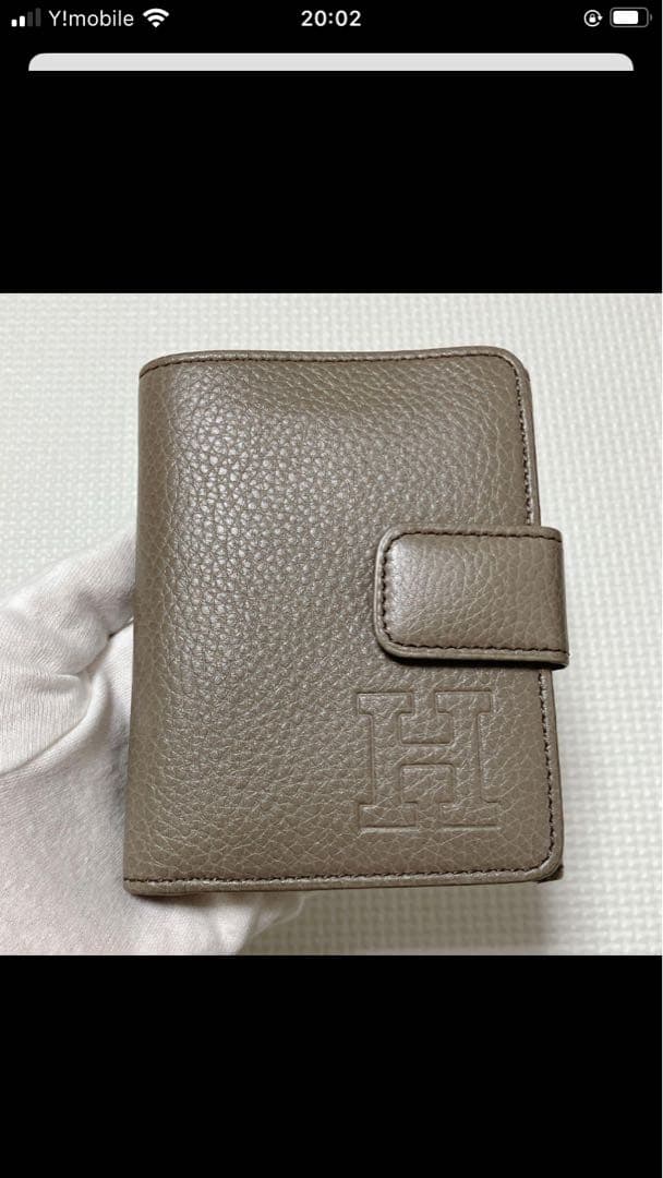 未使用　HIROFUヒロフ　レザー二つ折り財布　センプレ　グレージュ　カード付き