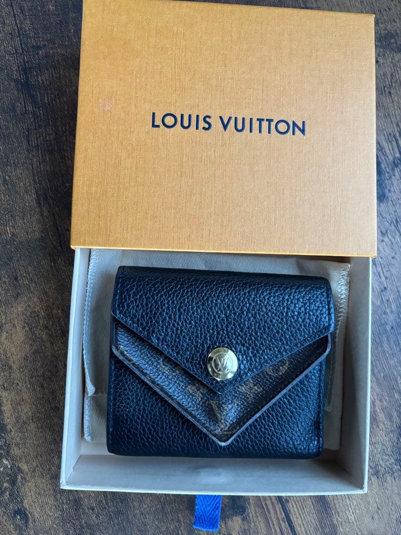 ルイヴィトン　モノグラム　ポルトフォイユドゥブルVコンパクトブラック