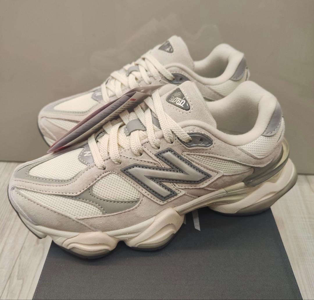 ニューバランス　スニーカー　新品