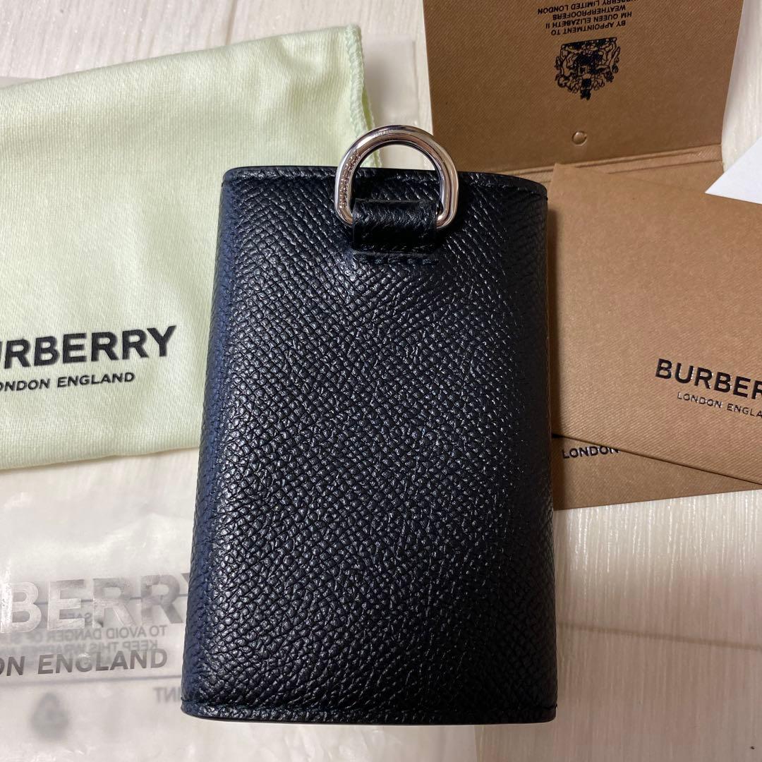 バーバリー BURBERRY キーケース　男女両用　金具シルバー