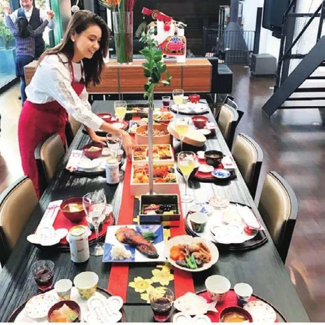 金蘭　テーブルランナー 滝沢眞紀子　和柄