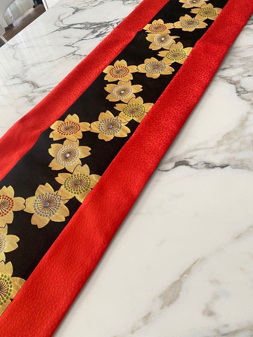 金蘭　テーブルランナー 滝沢眞紀子　和柄