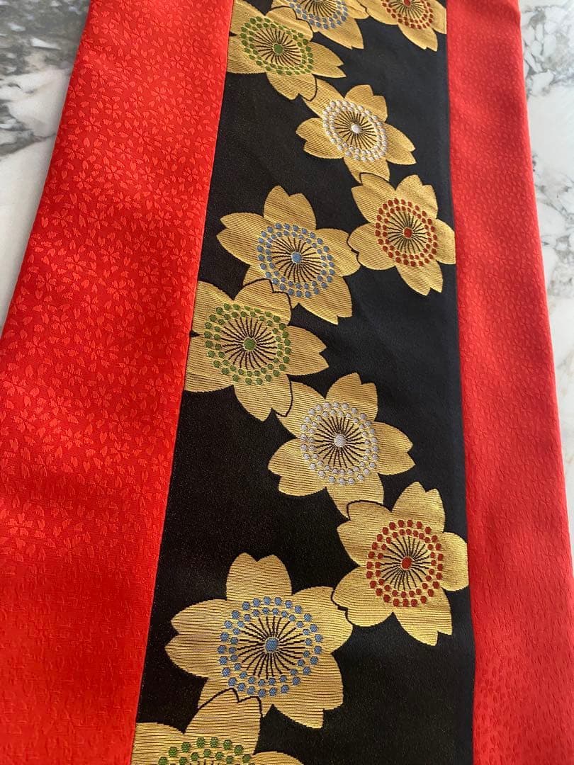 金蘭　テーブルランナー 滝沢眞紀子　和柄