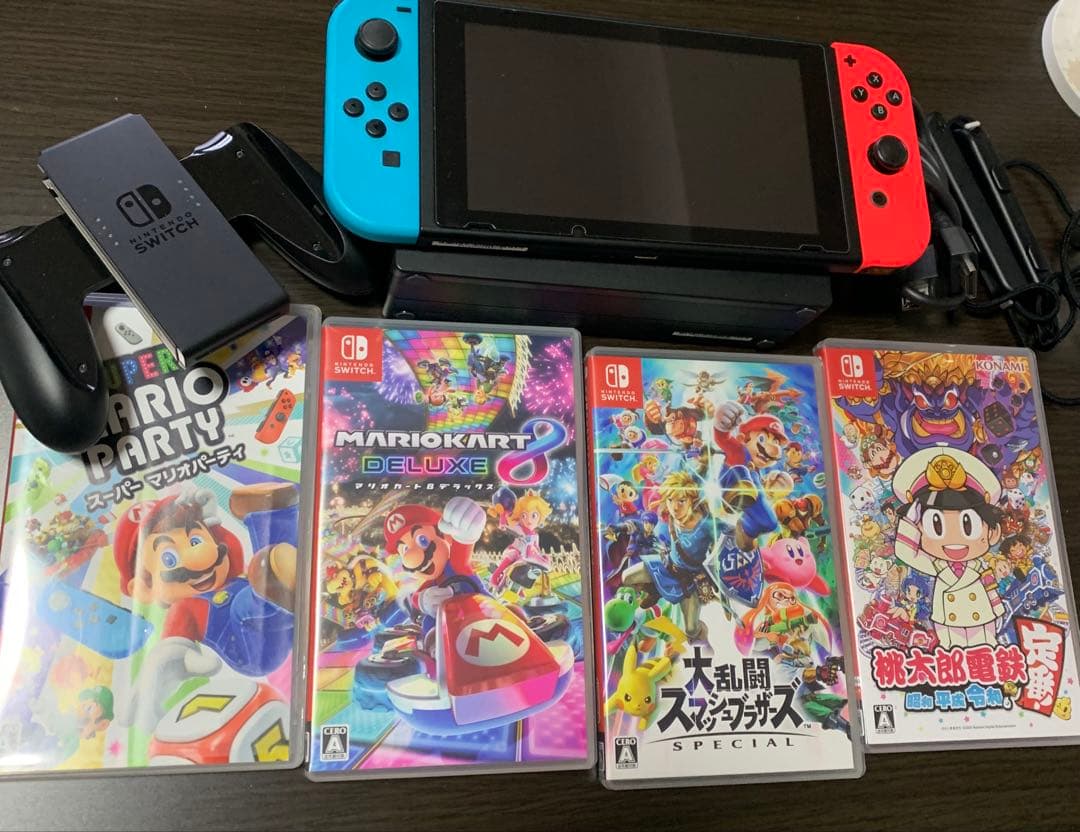 Nintendo Switch ネオンブルー/レッド