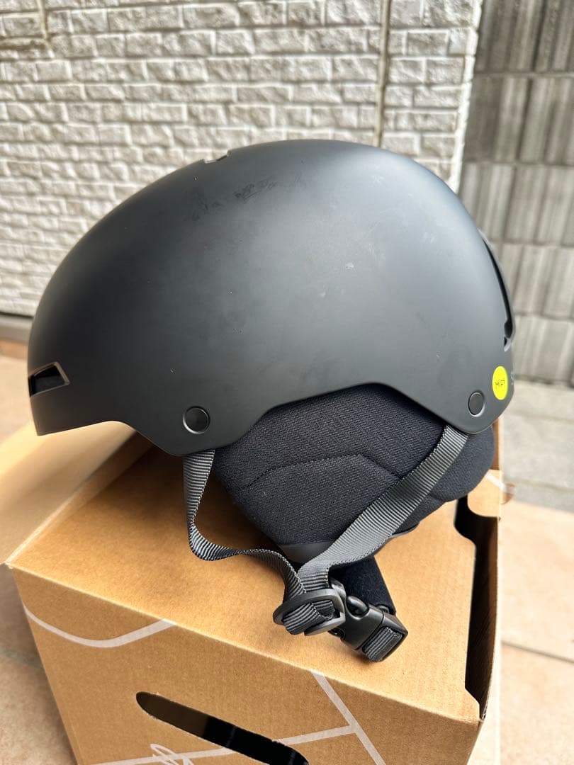 SMITHスミス　mips付　ヘルメット　美品