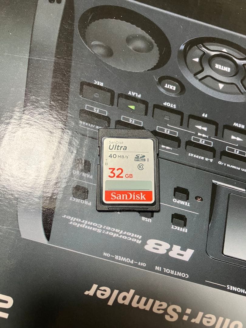 【美品】ZOOM R8 ★32GB SDカード付 / MTR・IF