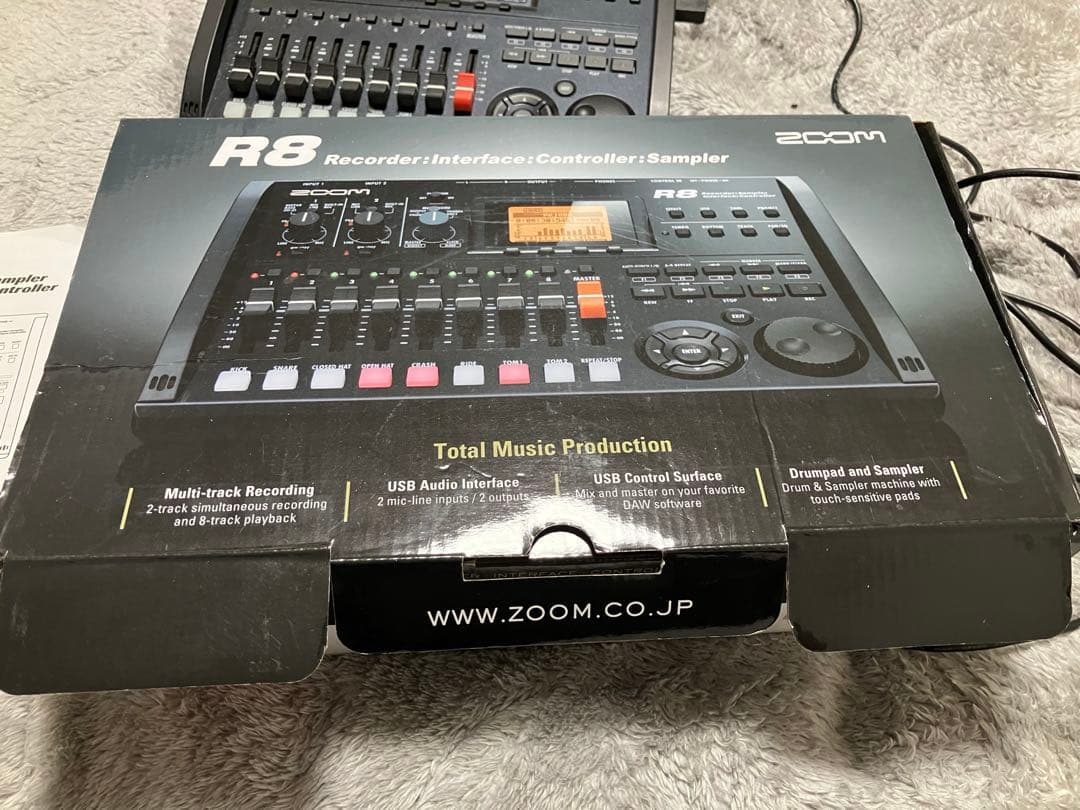 【美品】ZOOM R8 ★32GB SDカード付 / MTR・IF