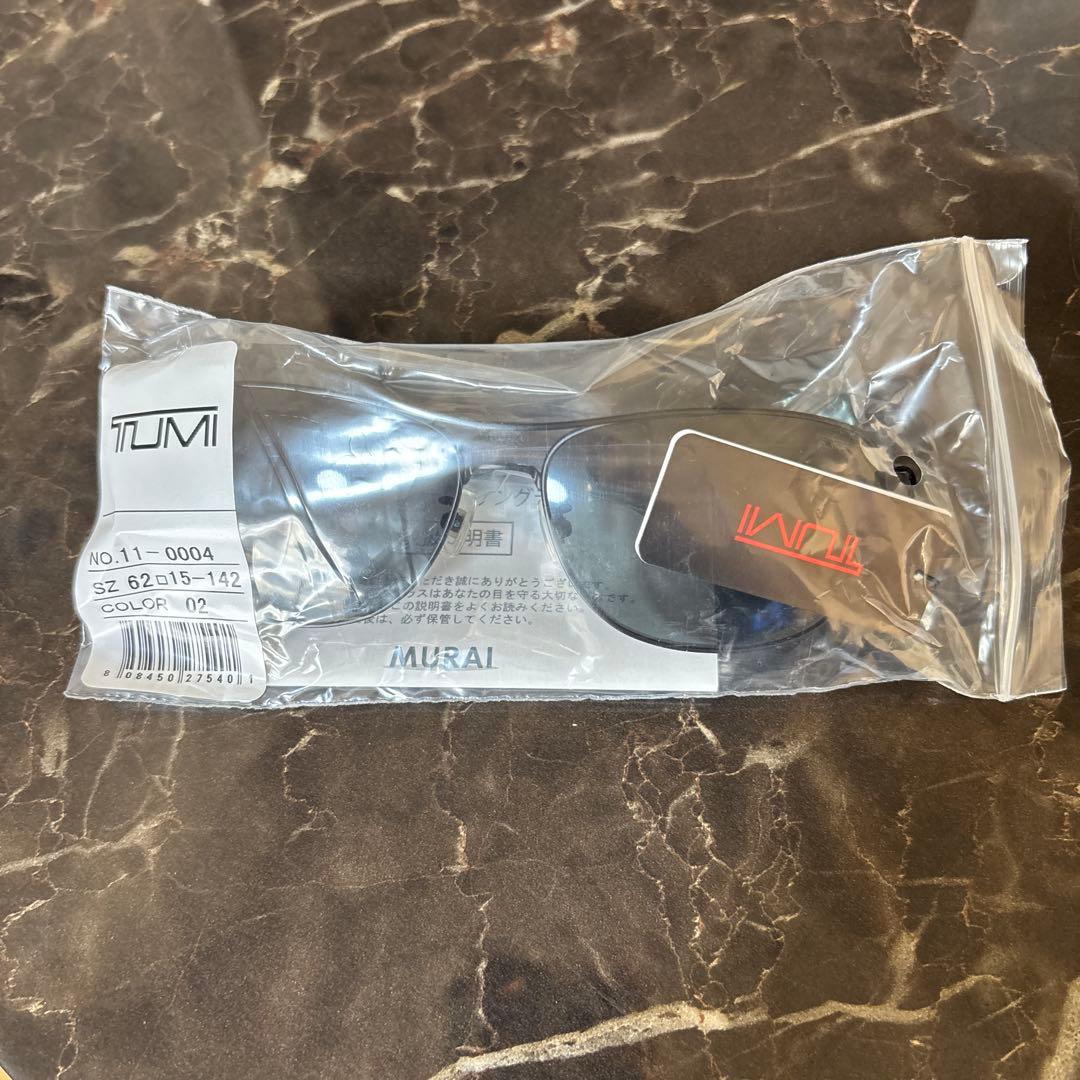TUMI サングラス MUARI 62-15-142