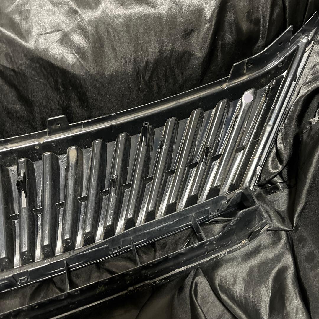 ハリアー60前期　純正フロントグリル