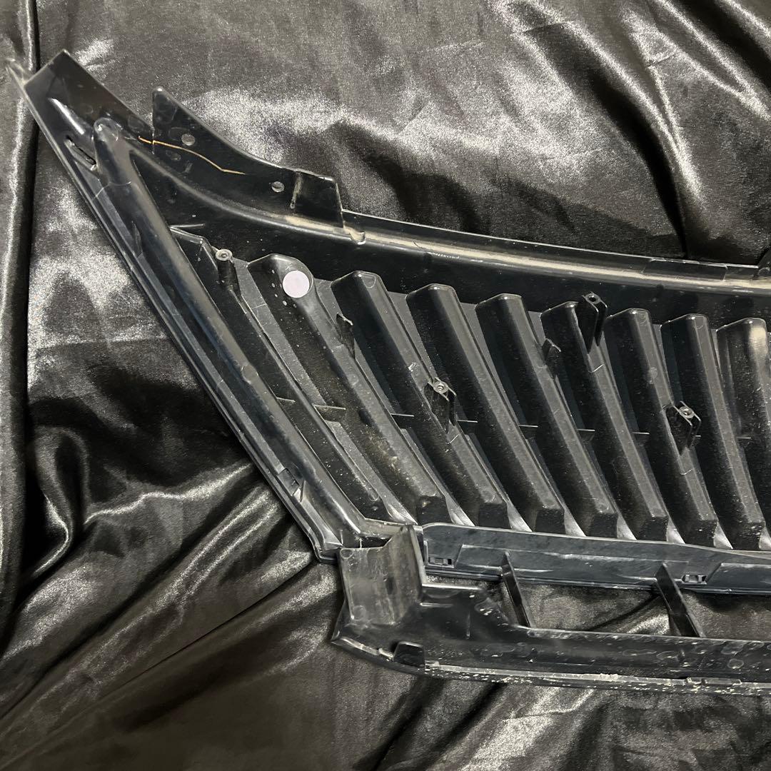 ハリアー60前期　純正フロントグリル