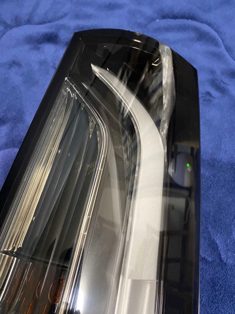 【送料込み】RP5 ステップワゴンハイブリッド　運転席側　右側テールランプ