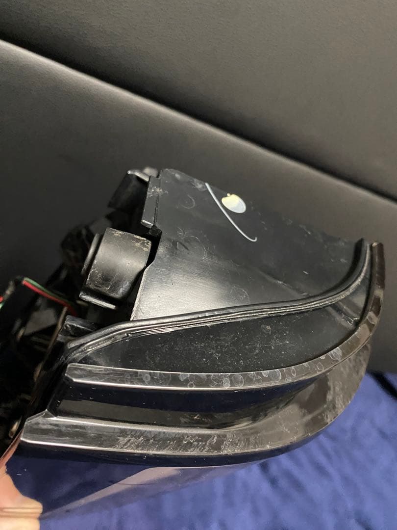 【送料込み】RP5 ステップワゴンハイブリッド　運転席側　右側テールランプ