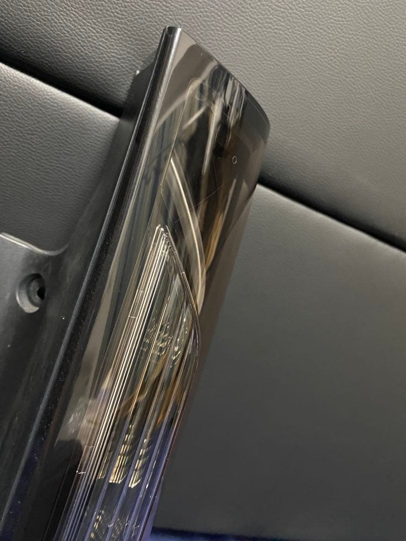 【送料込み】RP5 ステップワゴンハイブリッド　運転席側　右側テールランプ