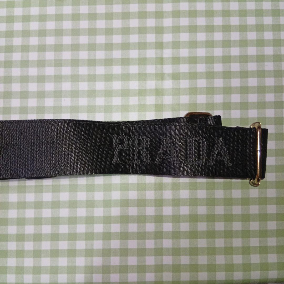PRADA ブラックショルダーバッグ キルティング　ノベルティ