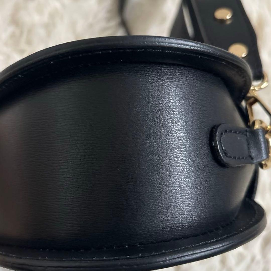 【美品】AULENTTI レザー 2way ボックス ショルダーバッグ　黒