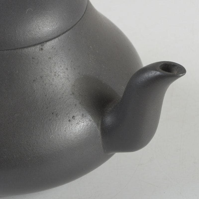 中国　紫砂　朱泥　急須　茶壷　在銘　C　9236